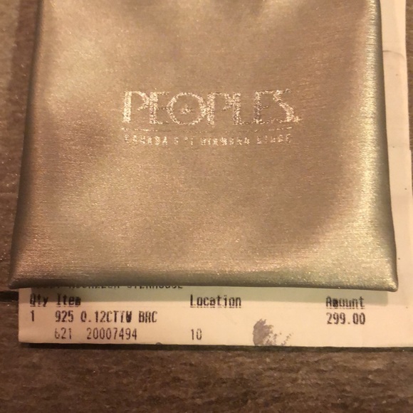 Diamond 💎 tennis bracelet from People’s Jewelers - Picture 5 of 5